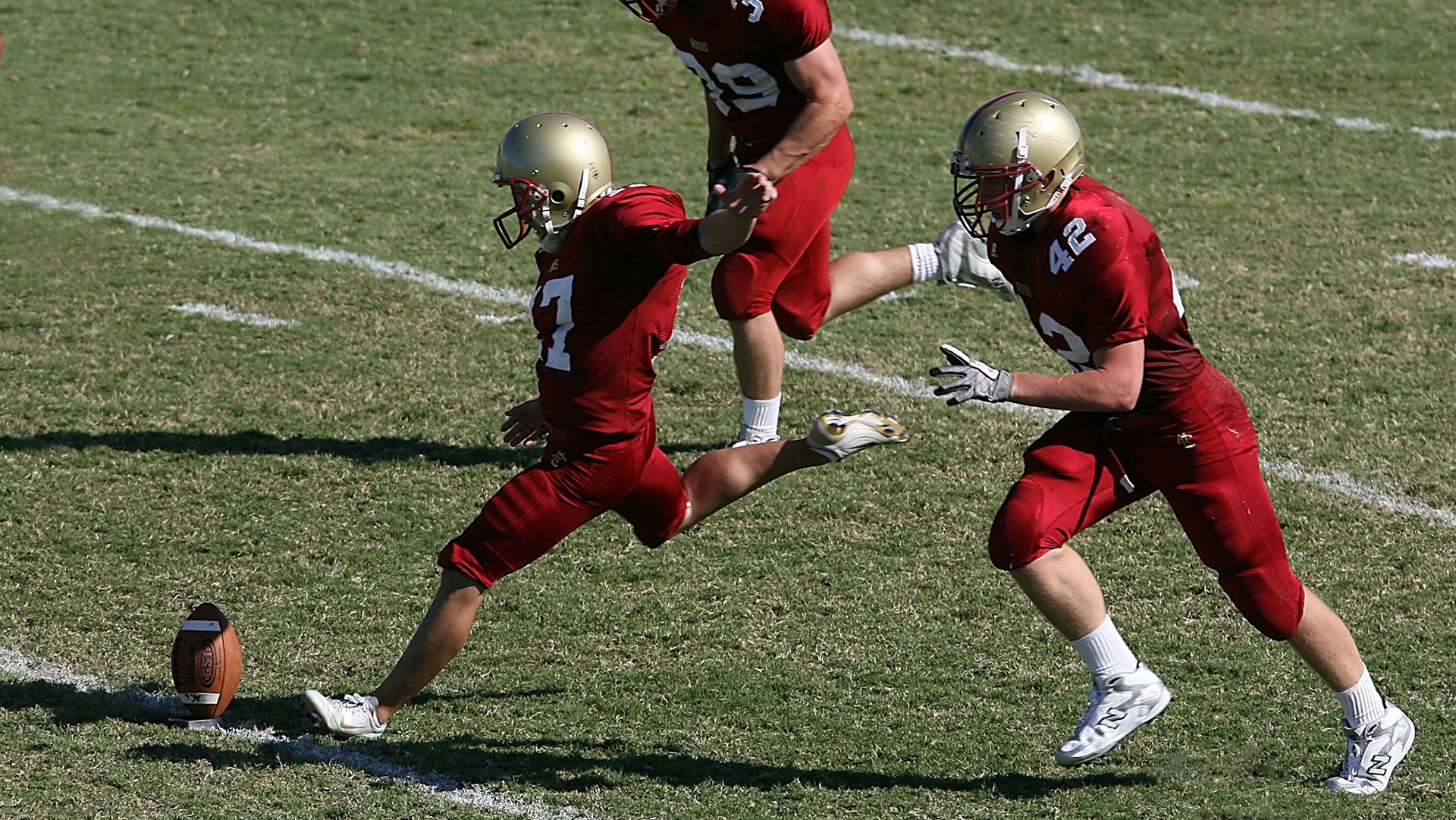 中国帆船队世界赛中首次登顶领奖台，中国帆船比赛冠军