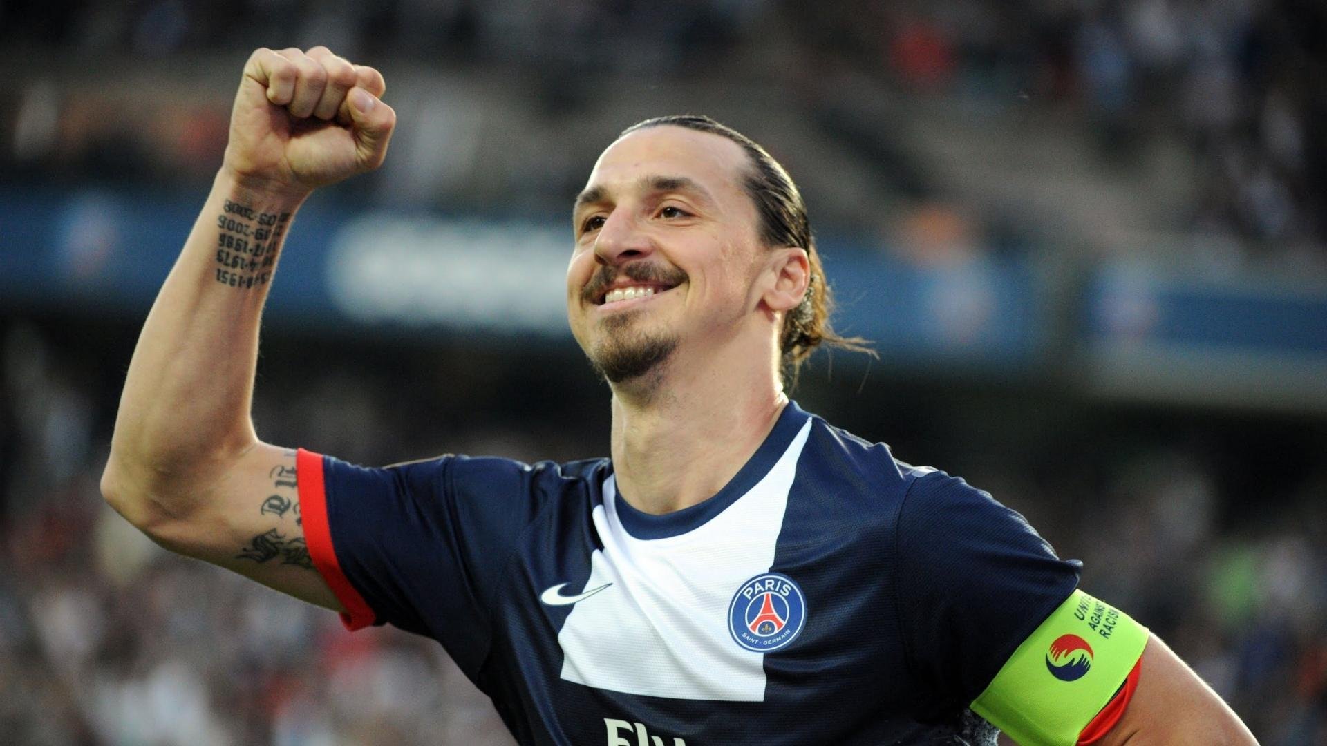 欧洲杯战术大师：变阵巧取反败为胜，欧洲杯揭幕战定律