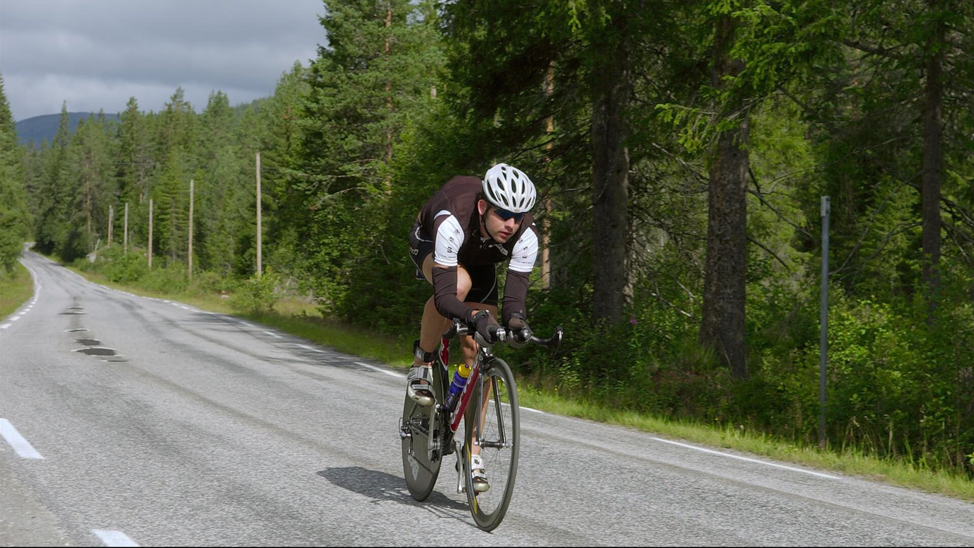 篮球运动员训练负荷科学管理与训练计划调整方法，篮球运动员运动负荷量度